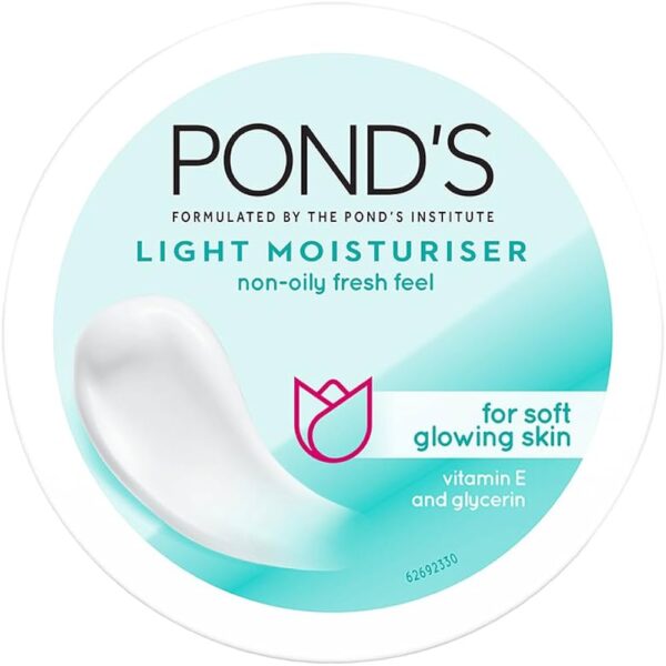 Pond's Light Moisturiser For Soft Glowing Skin Cream